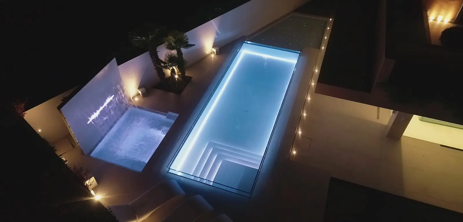 Accessori Piscine Fari LED RGB 0.jpg